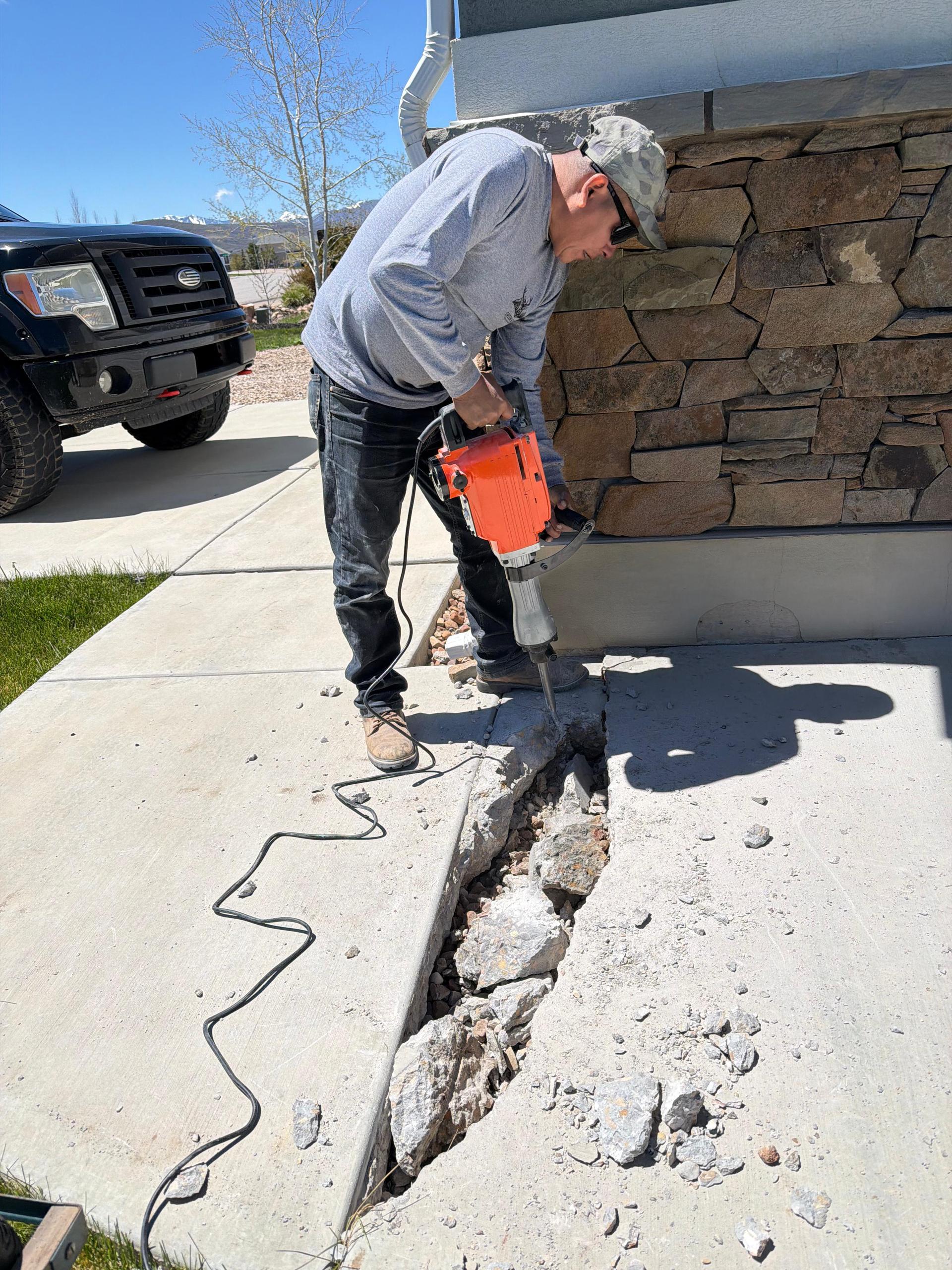 Green Scene Landscaping team working on a landscaping project in Utah
